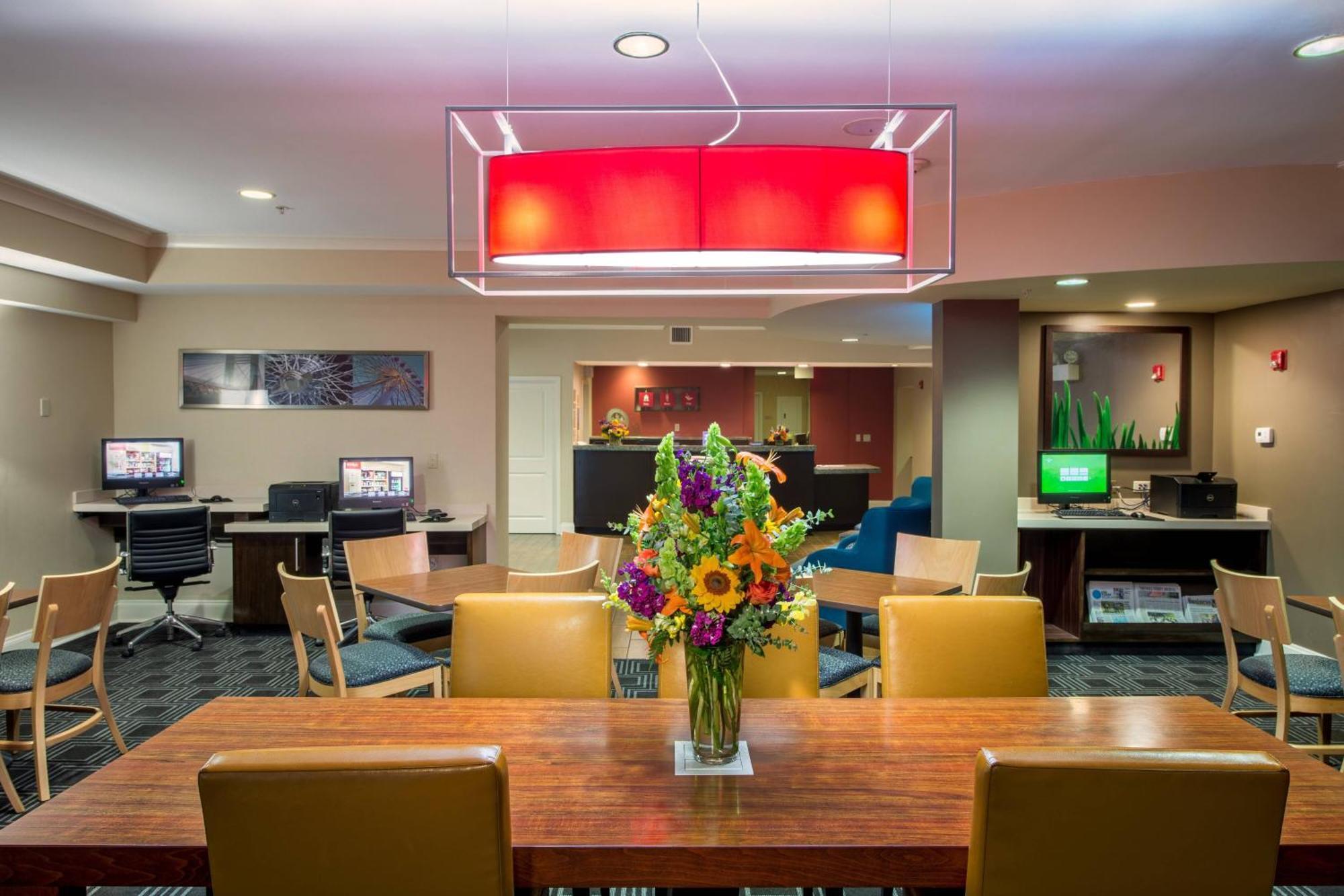 Towneplace Suites By Marriott Baltimore BWI Airport Linthicum Bagian luar foto