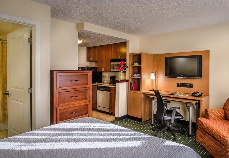 Towneplace Suites By Marriott Baltimore BWI Airport Linthicum Bagian luar foto